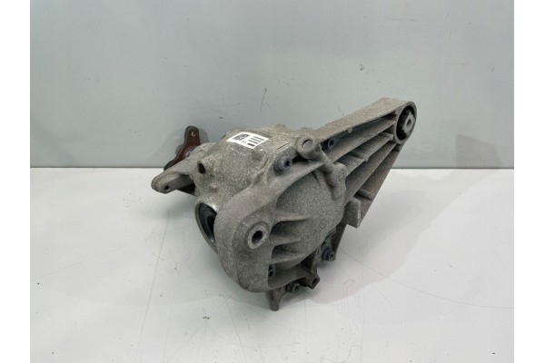 BMW 5 G30 G31 540i BRIDGE DIFFERENTIAL REAR 2 93 8686205 Catalog number of the part 8686205