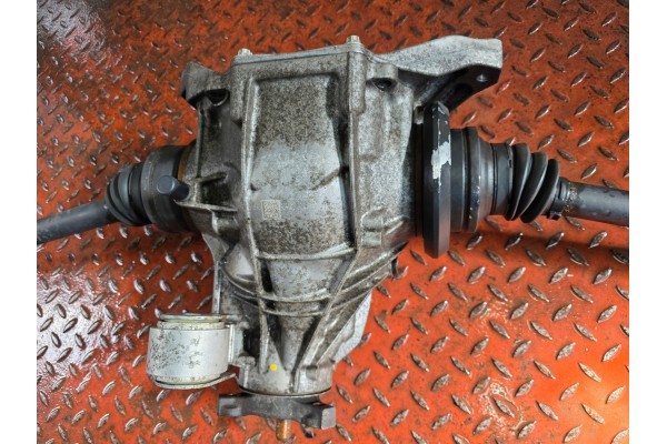 Mercedes W213 Differential A2133510005 Catalog number of the part A2133510005