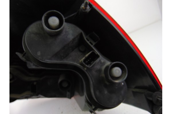 8200073236 PILOTO TRASERO IZQUIERDO RENAULT MEGANE II BERLINA 5P Authentique 2005 8200073236 203294 RENAULT - 3