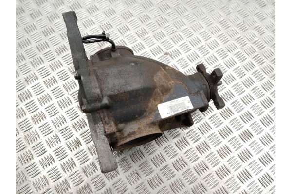 2017 Mercedes Benz V Class W447 Rear Differential A4473500914 Part manufacturer Mercedes Benz OE