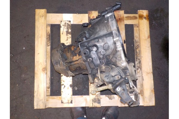 CITROEN BERLINGO 1 5B HDI 102KM 2020R GEARBOX DAMAGED 9682054510 Car type cargo vans passenger cars