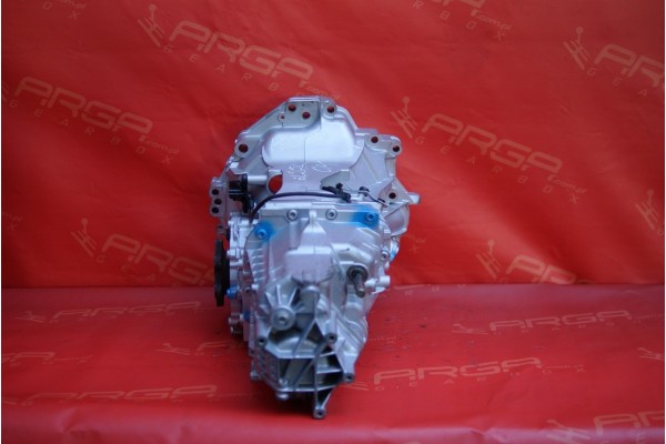 Transmission HTA Audi A4 B7 2 0 TDI Part manufacturer Audi OE