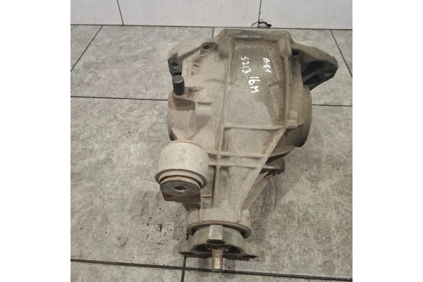 2017 Mercedes Benz E W213 Rear differential A2133505200 Installation side multipurpose