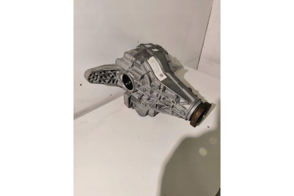 2022 Porsche Macan 95B Rear differential 95B525015M Part manufacturer Porsche OE