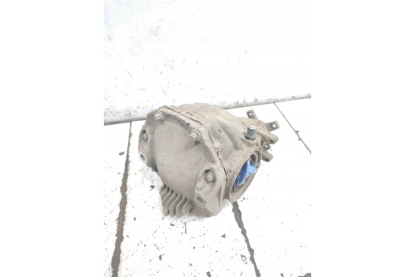 2006 Mercedes Benz E W211 Rear differential A2303510805 Part manufacturer Mercedes Benz OE