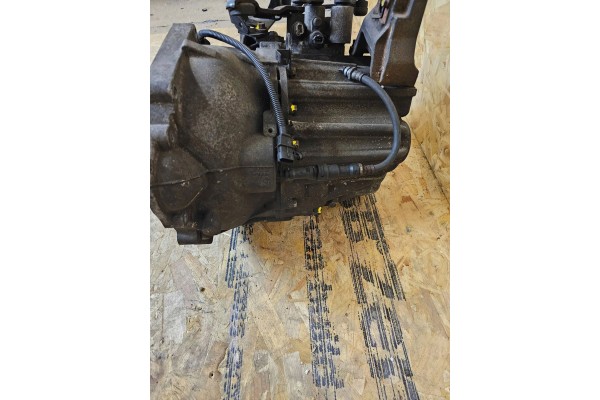 Hyundai i40 2013 Manual 6 speed gearbox Transmission type manual