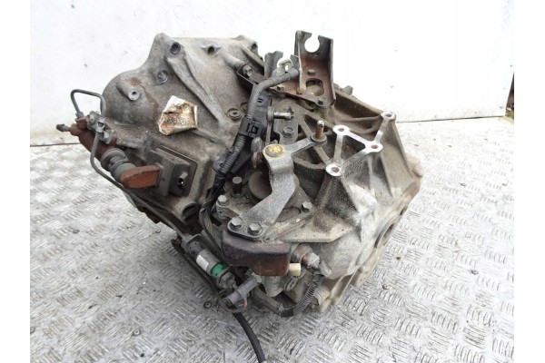 Transmission Toyota Verso 2 0 D4D 2M3Z Catalog number of the part 2Y3Z