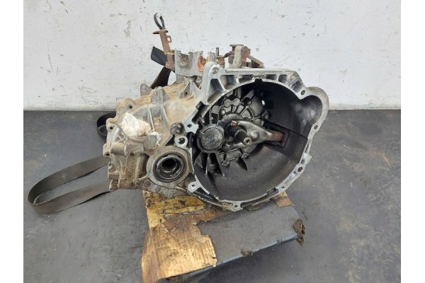 Caja de cambios Hyundai i20 I (PB, PBT) 1.4 16v G4FA TAM5 B