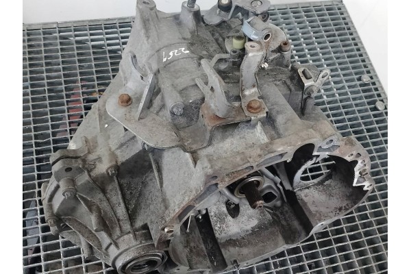 MANUAL TRANSMISSION MITSUBISHI COLT VI 1 5 DI D Catalog number of the part SKRZYNIA BIEGOW MANUALNA