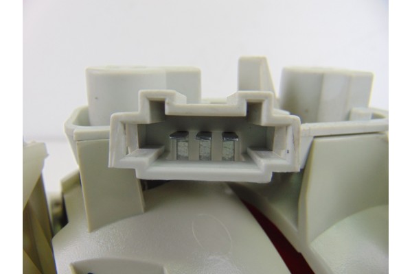 A1698201564 PILOTO TRASERO IZQUIERDO INTERIOR MERCEDES-BENZ CLASE B (BM 245)