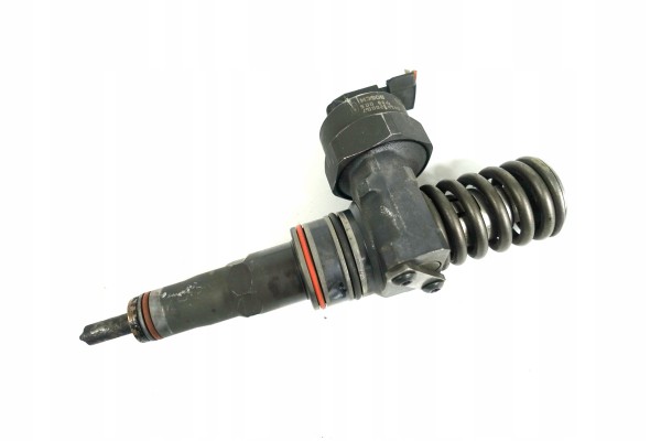 VALVE EGR VW 2 0TDI Part manufacturer Volkswagen OE