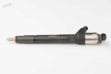 INJECTION NOZZLE DCRI301030 DENSO OPEL ASTRA Packaging status original