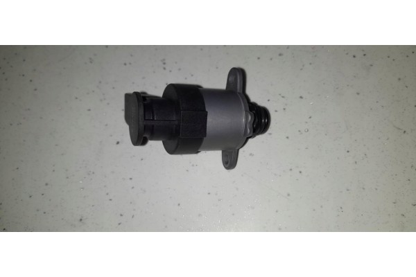 Fuel pressure regulators VEMO V10 11 0854 Catalog number of the original AUDI 03L130755R SEAT 03L 130 755 SEAT 03L 130 755 A SEA
