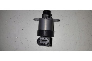 Regulador de presión de combustible VEMO V10-11-0854