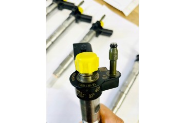 BOSCH 0 445 117 017 Injection nozzle Version European