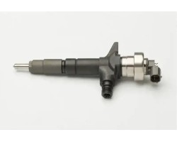 INJECTION NOZZLE DCRI301900 DENSO ISUZU D MAX