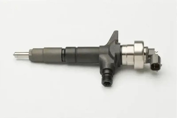 INJECTION NOZZLE DCRI301900 DENSO ISUZU D MAX