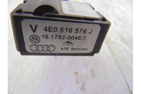 4E0616576J SENSOR AUDI A8 (4E) 3.0 TDI Quattro 2005 4E0616576J 206953 AUDI - 1