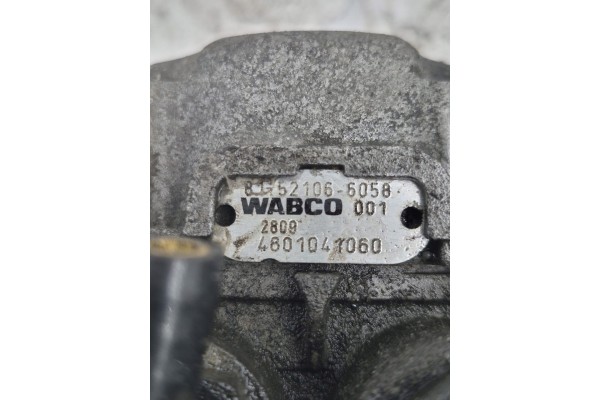 VALVE MODULATOR EBS REAR MAN TGL TGM 4801041060 Part manufacturer MAN OE