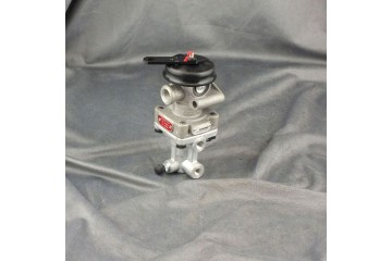 Trailer control valve