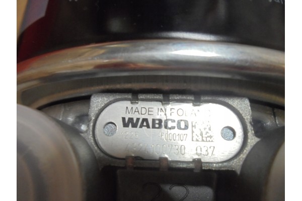 BASE OF THE IVECO EUROTRAKKER 8137622 DEHUMIDIFIER Car type trucks