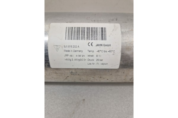 PORSCHE TAYCAN 4S AIR PRESSURE TANK 9J1616202A OPERATIONAL Catalog number of the original 9J1616202A