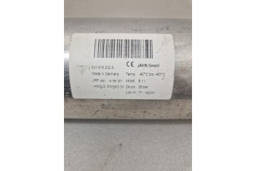 PORSCHE TAYCAN 4S AIR PRESSURE TANK 9J1616202A OPERATIONAL Catalog number of the original 9J1616202A