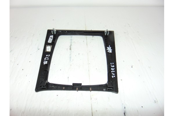 A2126801501 GUARNECIDOS PALANCA CAMBIO MERCEDES-BENZ CLASE E (BM 212) LIM.