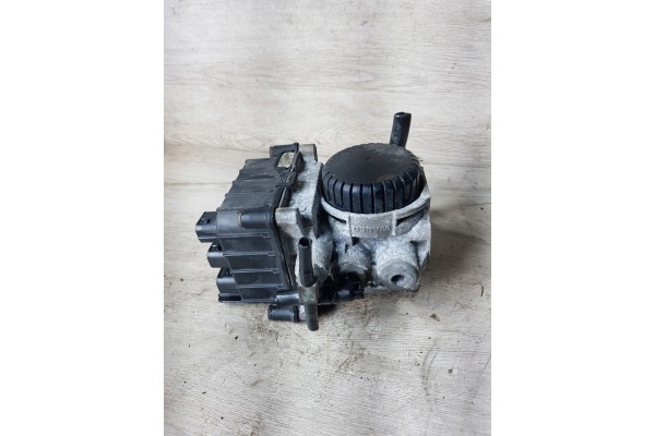 VALVE BRAKE MODULATOR EBS FRONT AXLE DAF XF 106 CF LIFT 2047120 Catalog number of the part ZAWOR MODULATOR HAMULCOWY EBS PRZEDNI