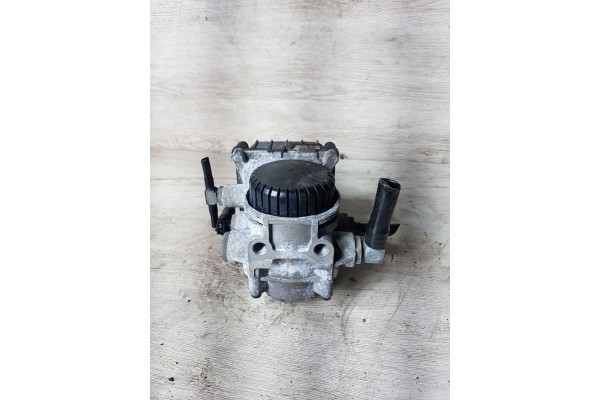 VALVE BRAKE MODULATOR EBS FRONT AXLE DAF XF 106 CF LIFT 2047120 Part manufacturer DAF OE