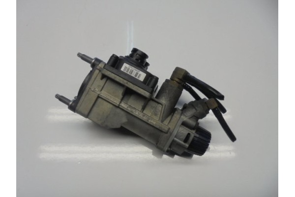 MERCEDES ACTROS MP2 MP3 MAIN BRAKE VALVE 4800030000 Catalog number of the part 4800030000