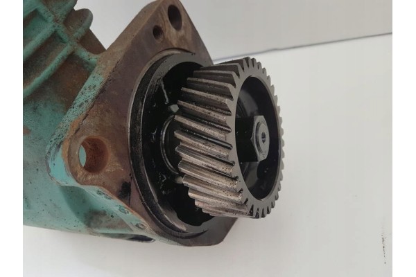 COMPRESSOR BUS VOLVO B7R C4 1613632 Part manufacturer Volvo OE