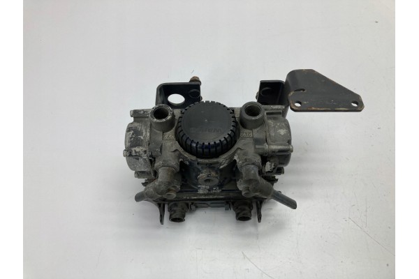 IVECO STRALIS HI WAY EURO 5 AIR VALVE MODULATOR EBS 4801040050 Part manufacturer Iveco OE