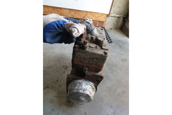 ACTROS MP4 MP5 AROCS COMPRESSOR AIR COMPRESSOR 0011307515 4701301715 Catalog number of the part 0011307515