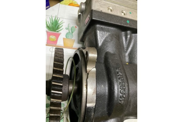 COMPRESSOR AIR COMPRESSOR RENAULT DXI 4129050126 Part manufacturer Renault OE