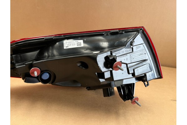 MERCEDES C CLASS ESTATE 2021 2024 W206 LAMPS REAR LED SET ORIGINAL Packaging status original