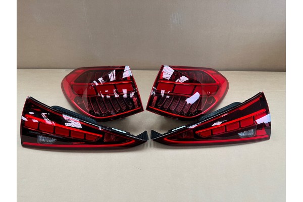 Juego de 4 Lámparas Traseras LED Originales Mercedes Clase C Estate 2