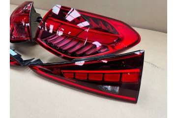 Juego de 4 Lámparas Traseras LED Originales Mercedes Clase C Estate 2