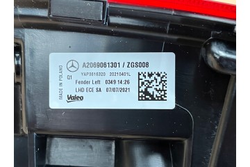Juego de 4 Lámparas Traseras LED Originales Mercedes Clase C Estate 2