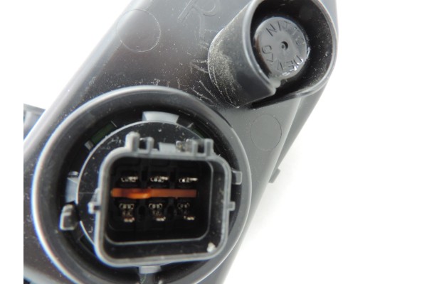 HYUNDAI i30 2017 6PIN RIGHT LED DRL DIRECTION 2018 Catalog number of the original 3 KIERUNKOWSKAZ III 17 18 HALOGEN