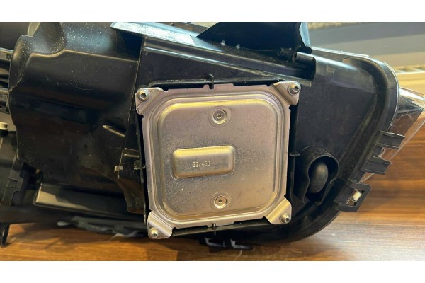 Magneti Marelli LPR692 Headlight RENAULT CLIO IV Quality of parts according to GVO Q original with factory logo OEM OES