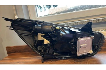 Magneti Marelli LPR692 Headlight RENAULT CLIO IV Catalog number of the original RENAULT 260601381R RENAULT 260605046R
