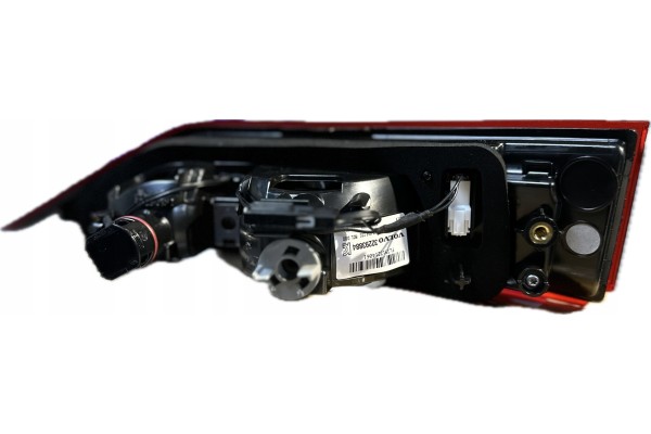 Lamp right for tailgate Volvo Packaging status original
