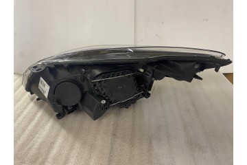 HEADLAMP RIGHT 711307023255 MAGNETI MARELLI Megane III Version European