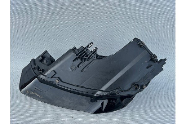 LAMP FRONT RIGHT AUDI A1 LIFT Installation side right