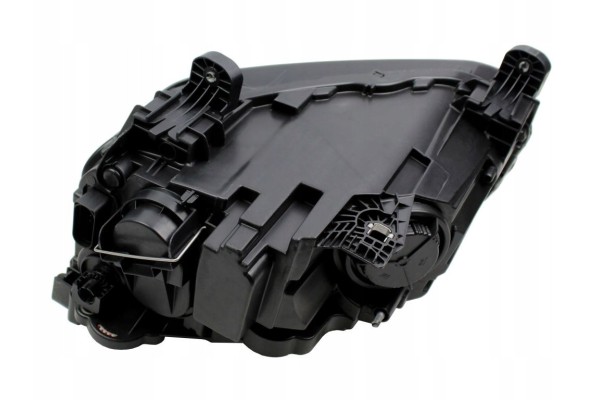 AUDI Q2 LAMP RIGHT FRONT 81A941004 EUROPE Car type passenger cars
