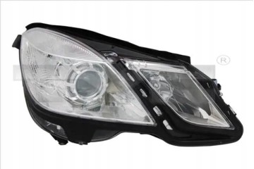 HEADLAMP LAMP RIGHT WITH ELECTRIC MOTOR Packaging status original