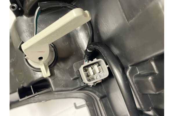 TOYOTA AVENSIS T27 15 HIR2 NEW HEADLIGHT LEFT Catalog number of the part 212 11AQL LDEM2