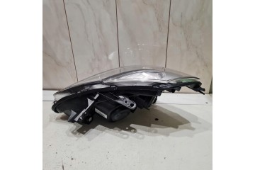 RENAULT CLIO III HEADLIGHT LAMP RIGHT VALEO 044056 Installation side right