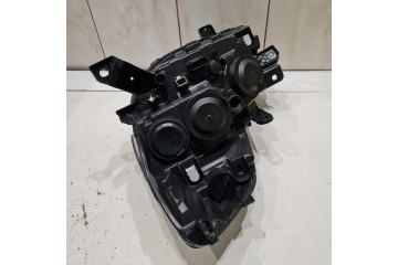 RENAULT CLIO III HEADLIGHT LAMP RIGHT VALEO 044056 Catalog number of substitutes ABAKUS 551 1180R LDEM2 ALKAR 2752187 DIEDERICHS